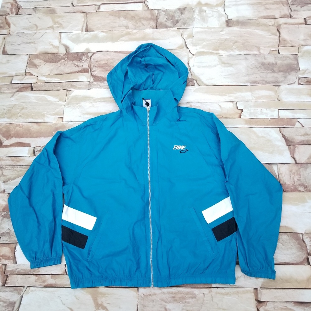Bike windbreaker jacket size XL